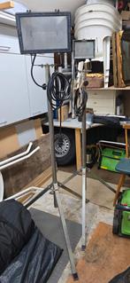 2 statieven met bouwlamp, Ophalen, Zo goed als nieuw, 500 watt of meer, Lamp