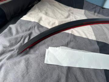 Tesla Model 3 Performance Spoiler – Originele stijl & carbon beschikbaar voor biedingen