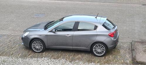 Alfa Romeo Giulietta 1.4 Turbo Multi AIR TCT 2014 Grijs, Auto's, Alfa Romeo, Particulier, Giulietta, Benzine, A, Hatchback, Automaat