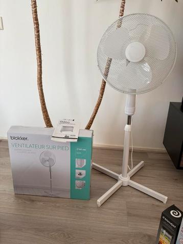Ventilator statief beschikbaar voor biedingen