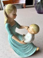 hummel goebel beeld van moeder met kind 19 cm, Ophalen of Verzenden, Zo goed als nieuw, Hummel