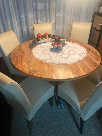 6 leren eetkamerstoelen gebroken wit - nette staat beschikbaar voor biedingen