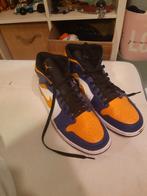 Jordans lakers, Overige kleuren, Nike, Ophalen of Verzenden, Sneakers of Gympen