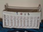 Witte rieten speelgoedmand, Kinderen en Baby's, Kinderkamer | Commodes en Kasten, Minder dan 90 cm, Gebruikt, Ophalen of Verzenden