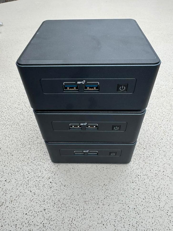 3 stuks Intel NUC 11 Pro NUC11TNHv5 incl. rackmount beugel, Computers en Software, Desktop Pc's, Zo goed als nieuw, 4 Ghz of meer