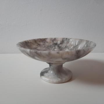 Alabaster tazza handgesneden Made in Italië beschikbaar voor biedingen
