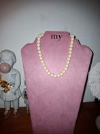 hexagon crème kleurige kralen ketting, Ophalen of Verzenden, Nieuw, Overige materialen