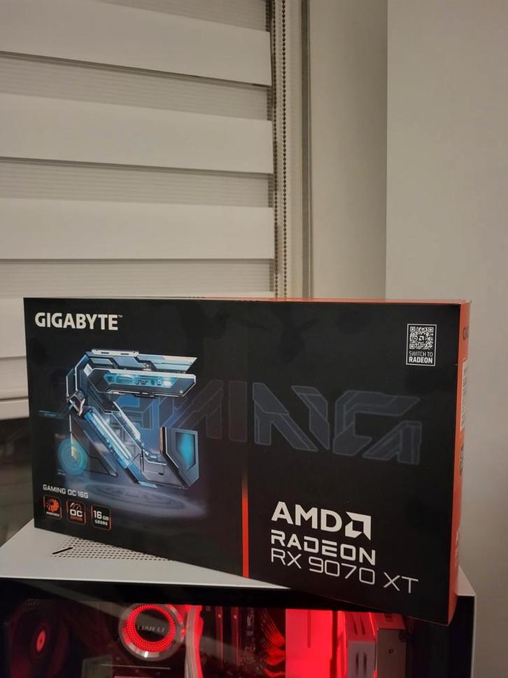 Gigabyte AMD Radeon RX 9070 XT Gaming OC 16G, Computers en Software, Videokaarten, Zo goed als nieuw, AMD, PCI-Express 5.0, GDDR6
