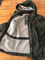 Mooie legergroene winterjas van SuperDry met borgvoering, Superdry, Ophalen of Verzenden, Zo goed als nieuw, Maat 36 (S)