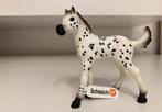 Schleich Knapstrupper Veulen Met Vaan ~ 17076, Ophalen of Verzenden, Paard, Beeldje of Figuurtje