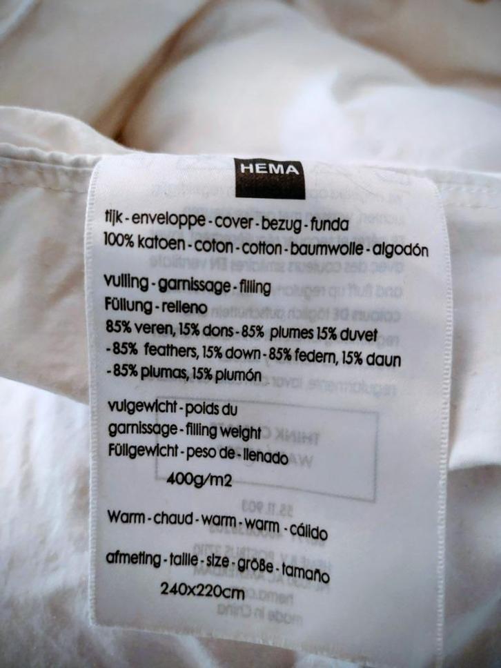 HEMA Duvet 240x220 Warm, Huis en Inrichting, Slaapkamer | Beddengoed, Gebruikt, Dekbedovertrek, Tweepersoons, Wit, Ophalen