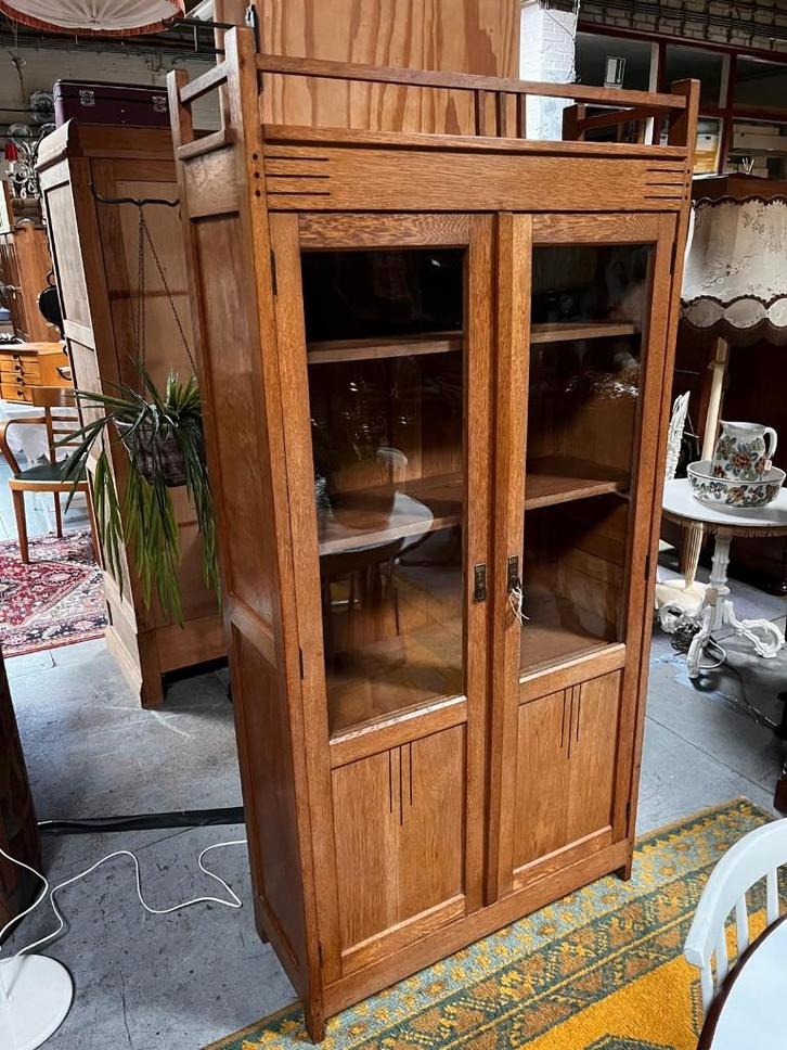 51) Art deco /  Amsterdamse school boekenkast., Antiek en Kunst, Antiek | Meubels | Kasten, Ophalen