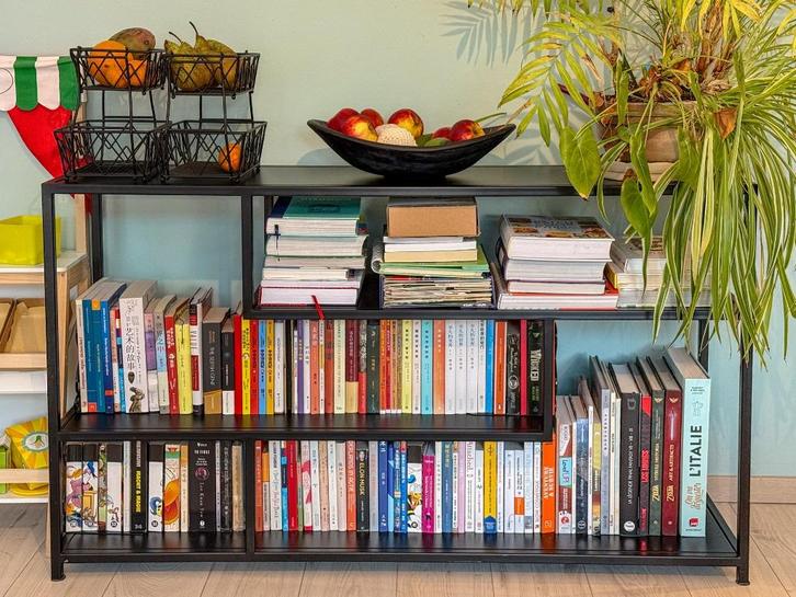 Wandrek/Boekenkast Goossens – Model VIK zwart, Huis en Inrichting, Kasten | Stellingkasten, Zo goed als nieuw, Ophalen