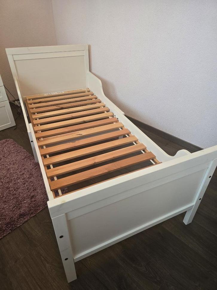 IKEA Sundvik meegroei bed, wit, 80x200 cm, Kinderen en Baby's, Kinderkamer | Bedden, Gebruikt, 180 cm of meer, 70 tot 85 cm, Lattenbodem
