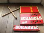 Scrabble rode doos SIO met draaitafel compleet., Ophalen of Verzenden, Zo goed als nieuw