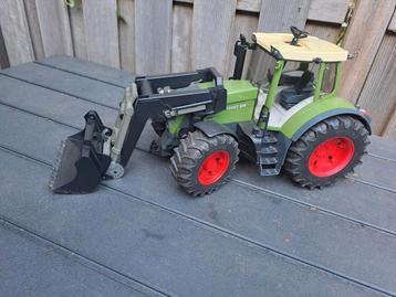 Bruder Fendt tractor beschikbaar voor biedingen