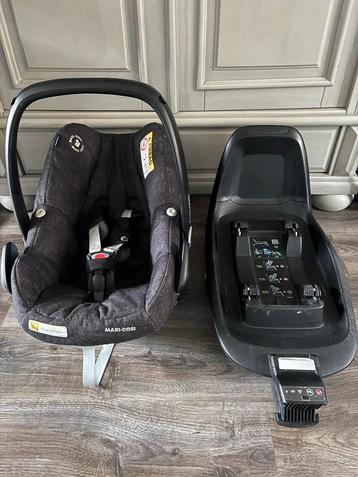 Maxi-Cosi 2wayFix Isofix met Stoeltje beschikbaar voor biedingen