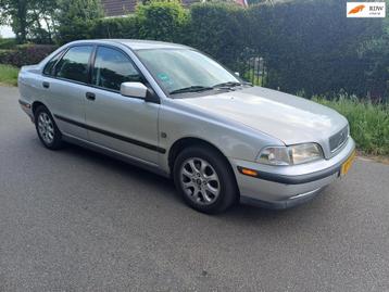 Volvo S40 1.8 Luxury automaat beschikbaar voor biedingen