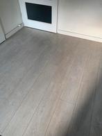 Lichtgrijs laminaat, Huis en Inrichting, Stoffering | Vloerbedekking, Ophalen, Gebruikt, 25 tot 50 m², Laminaat