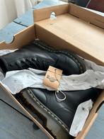 Bijna nieuwe dr Martens 1460, maat 36, zwart, supergaaf!, Lage of Enkellaarzen, Ophalen of Verzenden, Zo goed als nieuw, Zwart