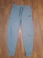 Nike Tech Fleece Broek - Maat S, Nike, Ophalen of Verzenden, Zo goed als nieuw, Grijs