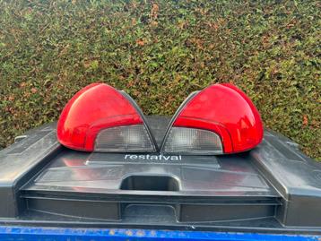 Ford Mondeo Mk2 achterlichten beschikbaar voor biedingen