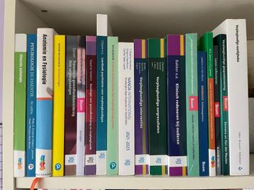 pakket verpleegkunde studie boeken beschikbaar voor biedingen