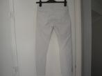 Maat 36. Lange witte ESPRIT skinny jeans met ritsjes., Wit, Ophalen of Verzenden, Zo goed als nieuw, W28 - W29 (confectie 36)