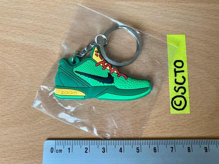 Kobe Bryant Nike 6 Protro sneaker | basketbal sleutelhanger, Verzamelen, Sleutelhangers, Nieuw, Ophalen of Verzenden