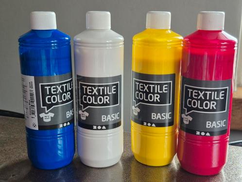 4 x textiel verf rood blauw wit geel bijna vol, Hobby en Vrije tijd, Knutselen, Zo goed als nieuw, Materiaal, Ophalen of Verzenden