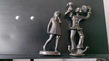 Beeldjes uit de collectie CliniClowns en Sophietje beschikbaar voor biedingen