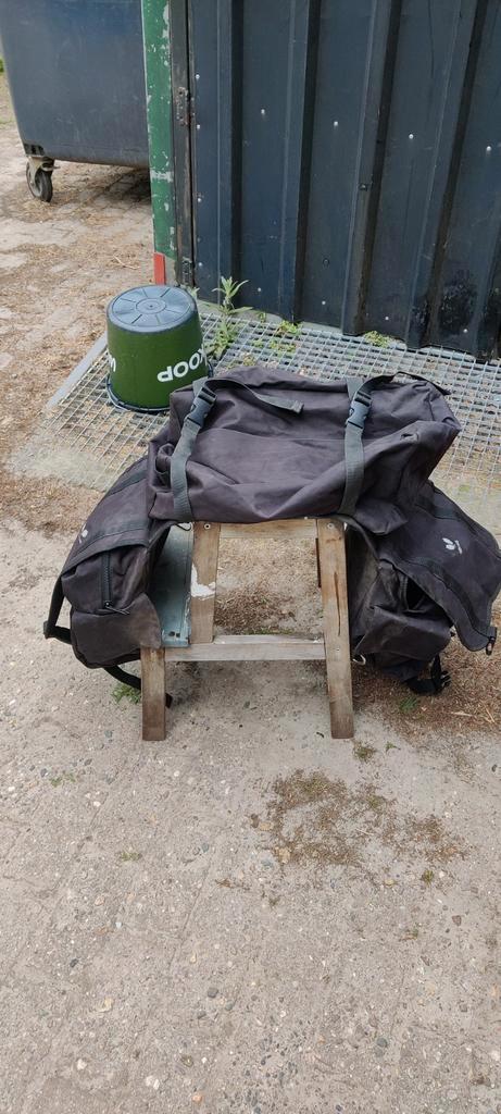 Zadeltassen twin oaks, Dieren en Toebehoren, Paarden en Pony's | Overige Paardenspullen, Zo goed als nieuw, Ophalen of Verzenden