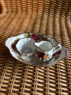 Royal Albert Old Country Roses Melk en Suiker Set, Huis en Inrichting, Keuken | Servies, Gebruikt, Ophalen of Verzenden, Overige stijlen