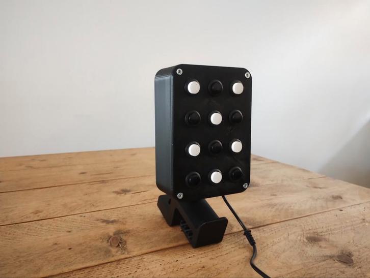 Buttonbox met tafelklem en headsethaak, Computers en Software, Joysticks, Nieuw, Ophalen