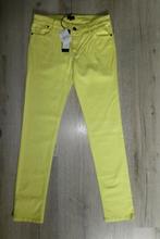 Giovane geel jeans broek mt. 36, Kleding | Dames, Spijkerbroeken en Jeans, W28 - W29 (confectie 36), Ophalen of Verzenden, Zo goed als nieuw