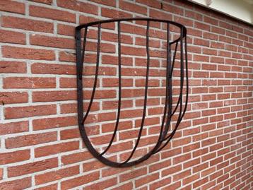 Hooiruif beschikbaar voor biedingen