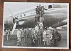 Z/W foto KLM vliegtuig De Vliegende Hollander, jaren 50, Ophalen of Verzenden, Nieuw, Kaart, Foto of Prent
