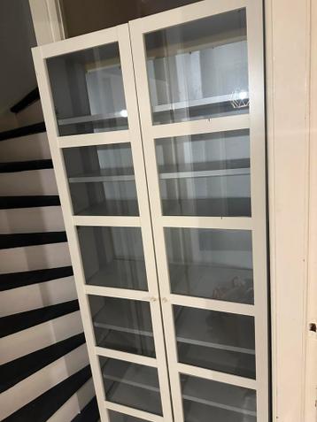 IKEA BILLY boekenkast met OXBERG glazen deuren – wit - afbeelding 1