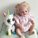 reborn baby meisje 50cm, Verzamelen, Ophalen of Verzenden, Zo goed als nieuw, Babypop, Levensecht of Reborn