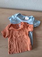Twee Tshirts, maat 56, H&M, Kinderen en Baby's, Babykleding | Maat 56, Shirtje of Longsleeve, Ophalen of Verzenden, Jongetje of Meisje