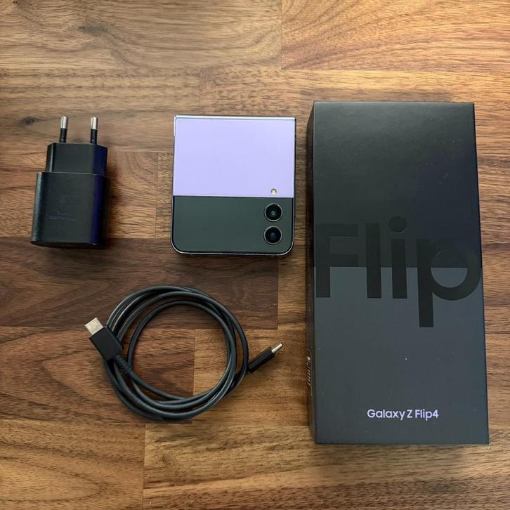 Samsung Galaxy Z Flip 4 | ZGAN | Paars | 128 GB, Telecommunicatie, Mobiele telefoons | Samsung, Zo goed als nieuw, Galaxy Z Flip