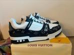 Louis Vuitton trainers maat 44, Kleding | Heren, Schoenen, Ophalen of Verzenden, Zo goed als nieuw, Zwart