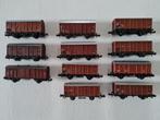 11 N-spoor gesloten goederenwagons