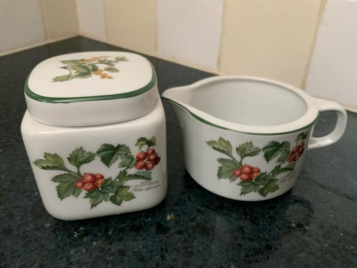 Seltmann Weiden Waldbeere Suikerpot & Melkkan, Huis en Inrichting, Keuken | Servies, Gebruikt, Overige typen, Overige stijlen