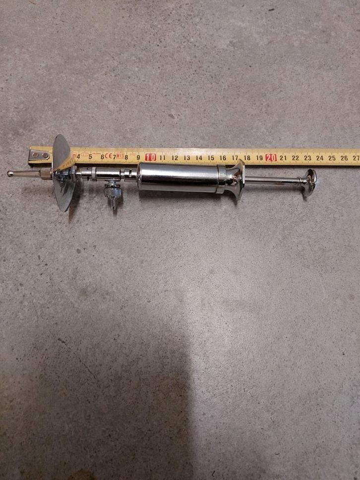 medische  instrument  vacuüm spuit abces klisma spuit?, Antiek en Kunst, Antiek | Gereedschap en Instrumenten, Ophalen of Verzenden