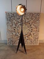 Nieuwe icatchers industrieel vloerlamp zwart metaal nu €165, ., Industrieel landelijk koloniaal boheems barok brocante, Nieuw