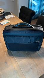 Targus 17 inch laptoptas, Computers en Software, Laptoptassen, Ophalen of Verzenden, 17 inch of meer, Zo goed als nieuw, Aktetas
