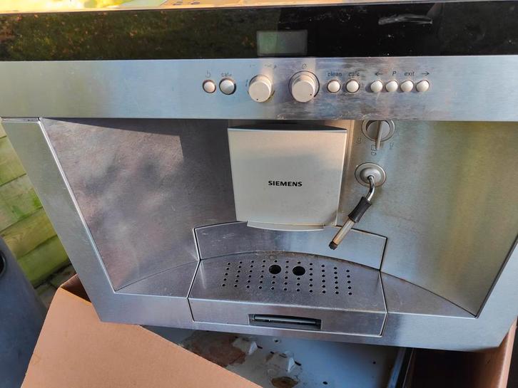 Defect Koffiezetapparaat + Onderdelenapparaat, Witgoed en Apparatuur, Koffiezetapparaten, Niet werkend, Gemalen koffie, Koffiemachine