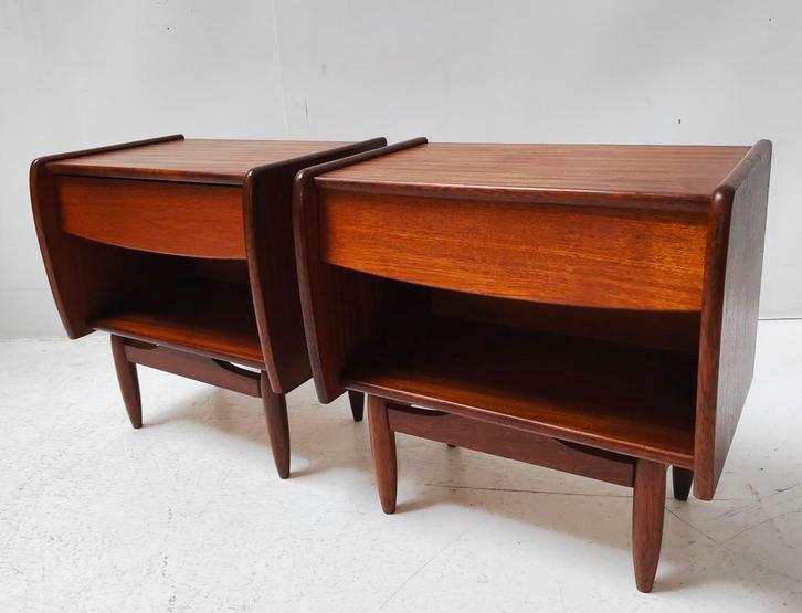 2 vintage jaren 60 teak Webe van Teeffelen nachtkastjes, Huis en Inrichting, Slaapkamer | Nachtkastjes, Gebruikt, Minder dan 55 cm