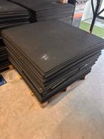 191m2 rubber matten 100x100cm voor stal wasplaats paddock, Dieren en Toebehoren, Stalling en Weidegang, Weidegang